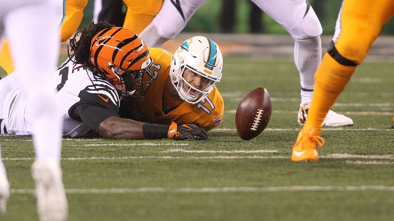 Sorry, Adam Gase, even you can't fix Ryan Tannehill